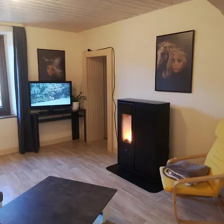 A Chez Victorien Et Elo Apartment